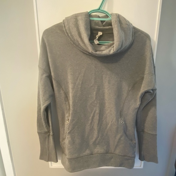 Lululemon Rest Day Pullover - Picture 3 of 5